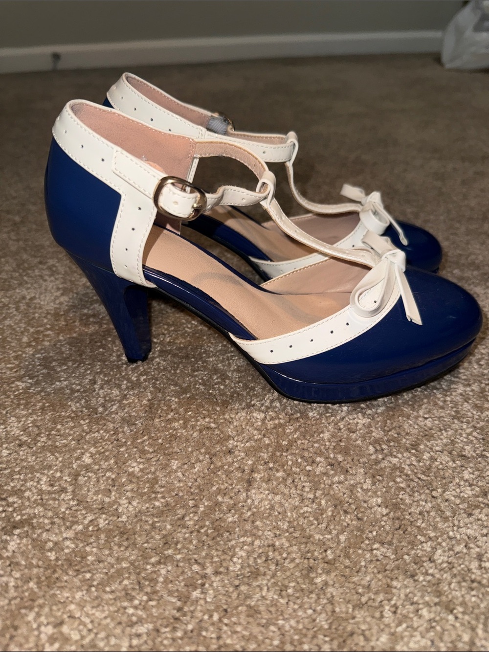 Blue and White T-Strap Mary Jane Heels with Bow Accent EU37